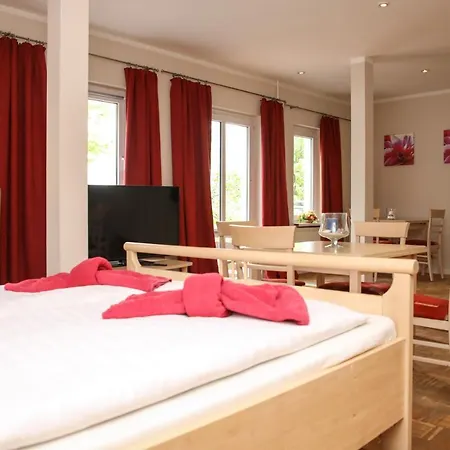 Ferienwohnung Warnemünde am Alten Strom Rostock Exterior foto